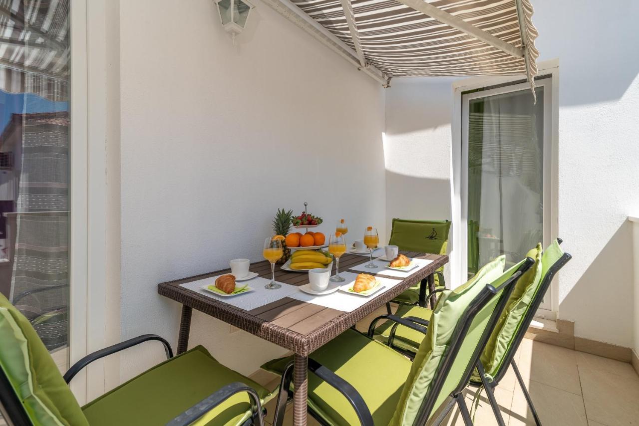 Apartment Roko Trogir Exterior foto